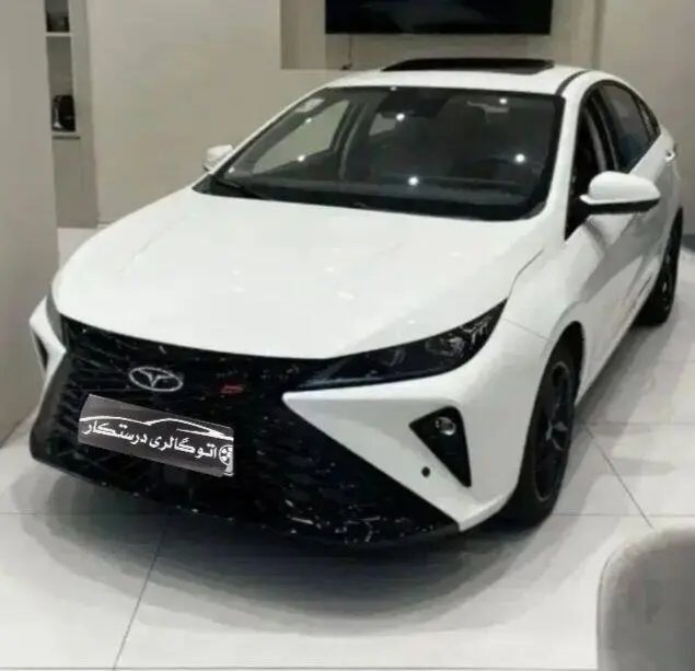 فونیکس،  آریزو 6 جی تی (Z6 GT)