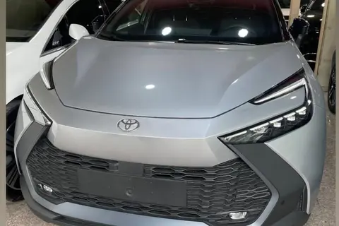 تویوتا، C-HR پلاگین هیبرید