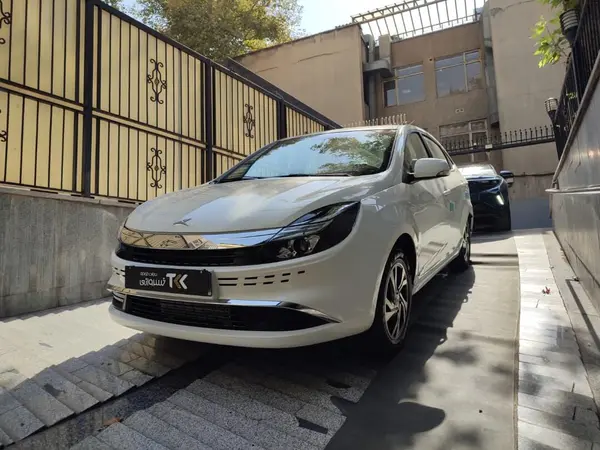 پیش فروش کی ام سی، ایگل