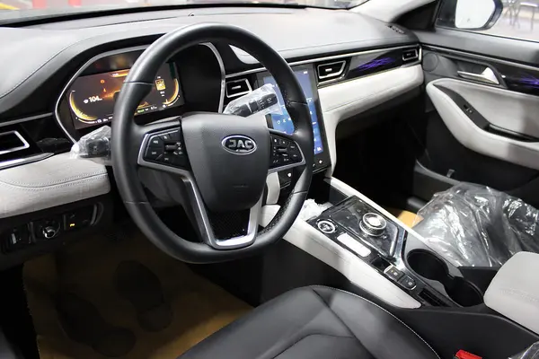 کی ام سی، eJ7