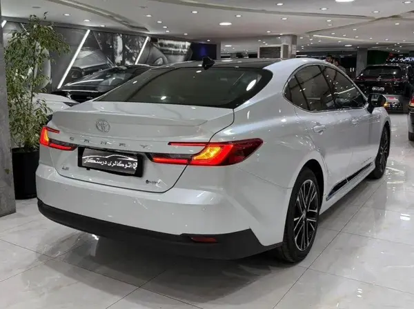 تویوتا، کمری هیبرید