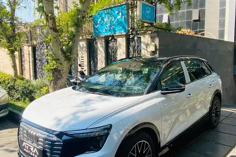 آئودی، Q5 e-tron