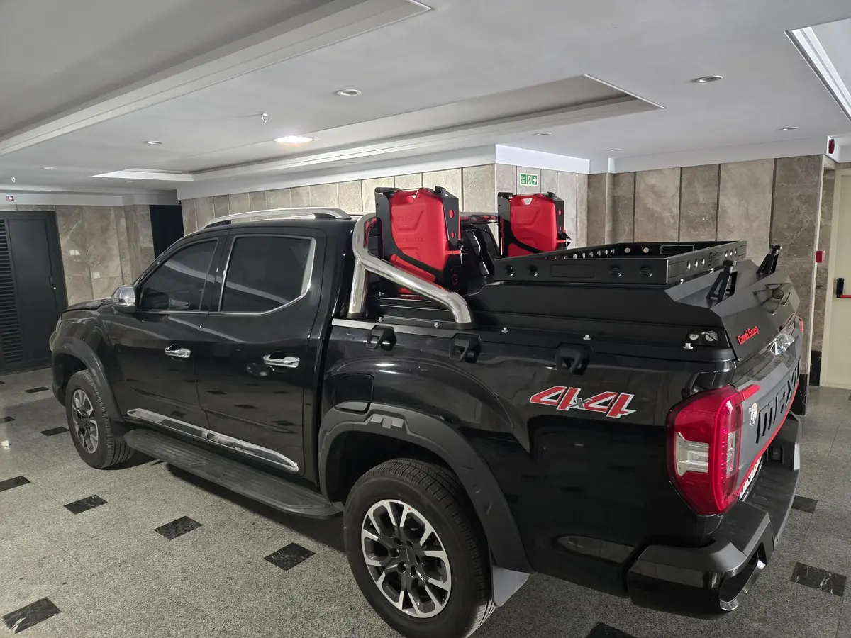 مکسوس،  استار H