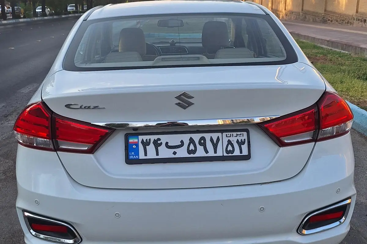 سوزوکی،  سیاز