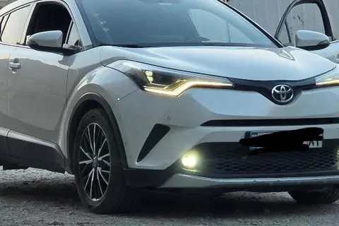 تویوتا، C-HR