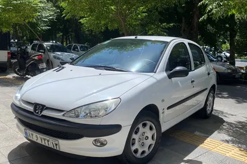 پژو، 206
