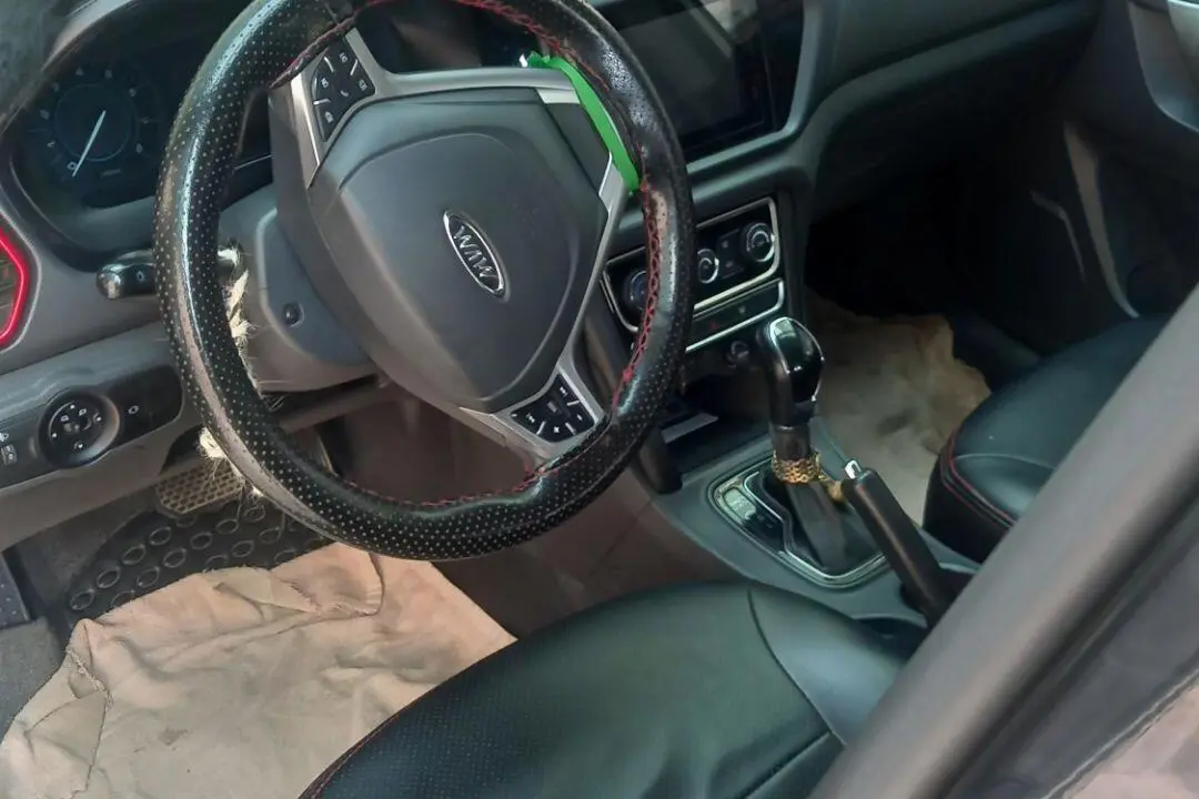 ام وی ام  X33 S