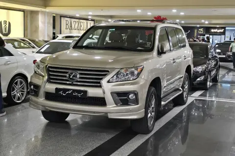 لکسوس، LX