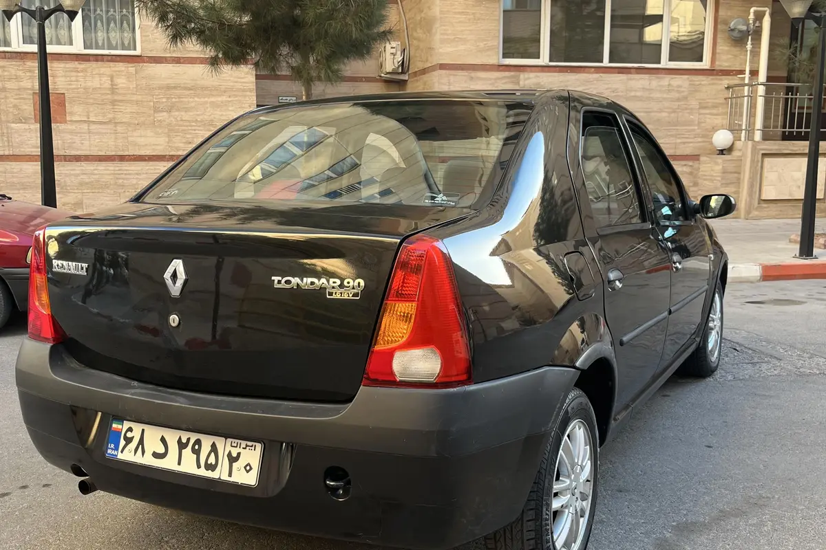 رنو،  تندر 90