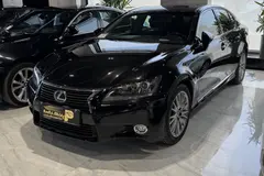 لکسوس، GS