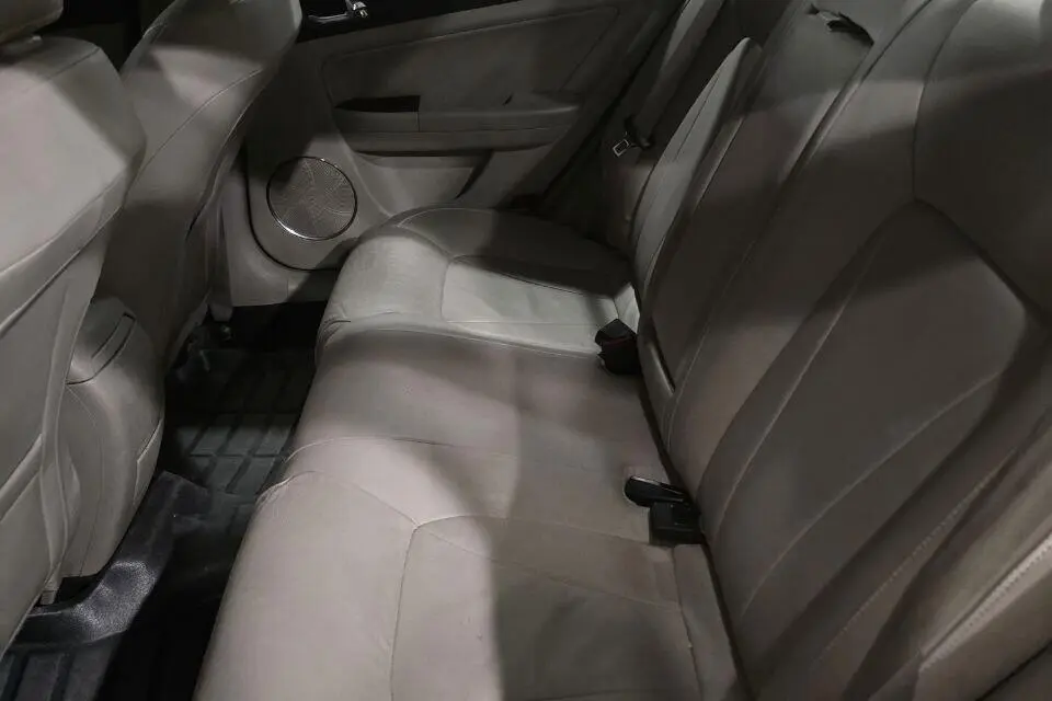 بسترن،  B50F