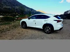 لکسوس، NX