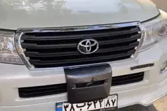 تویوتا، لندکروز چهار در