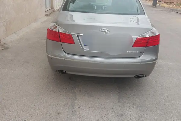 هیوندای  جنسیس