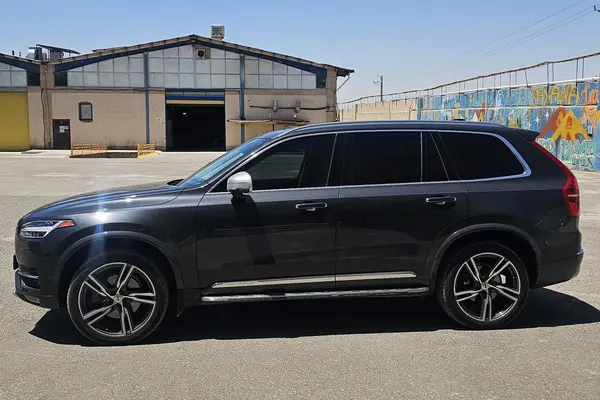 ولوو  XC90