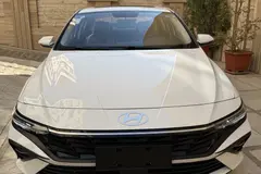 هیوندای، النترا