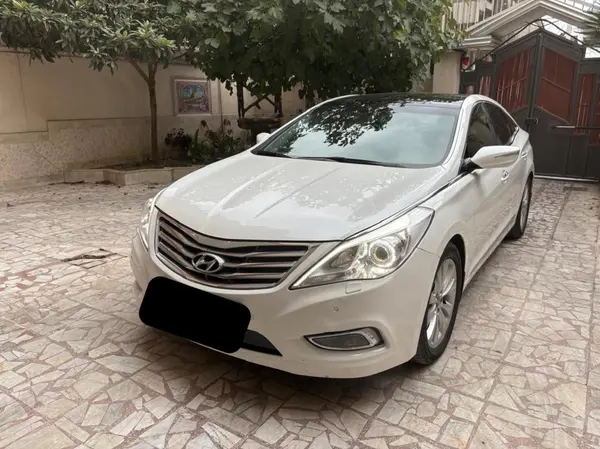 هیوندای، آزرا (گرنجور)