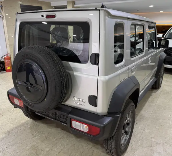 سوزوکی، جیمنی 5 در