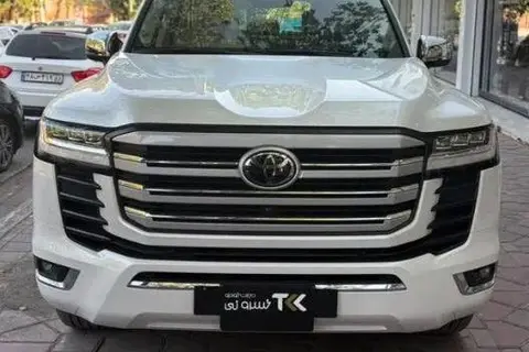 تویوتا، لندکروز چهار در