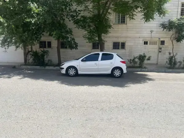 پژو  206