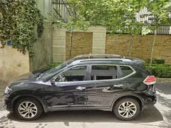نیسان، ایکس تریل