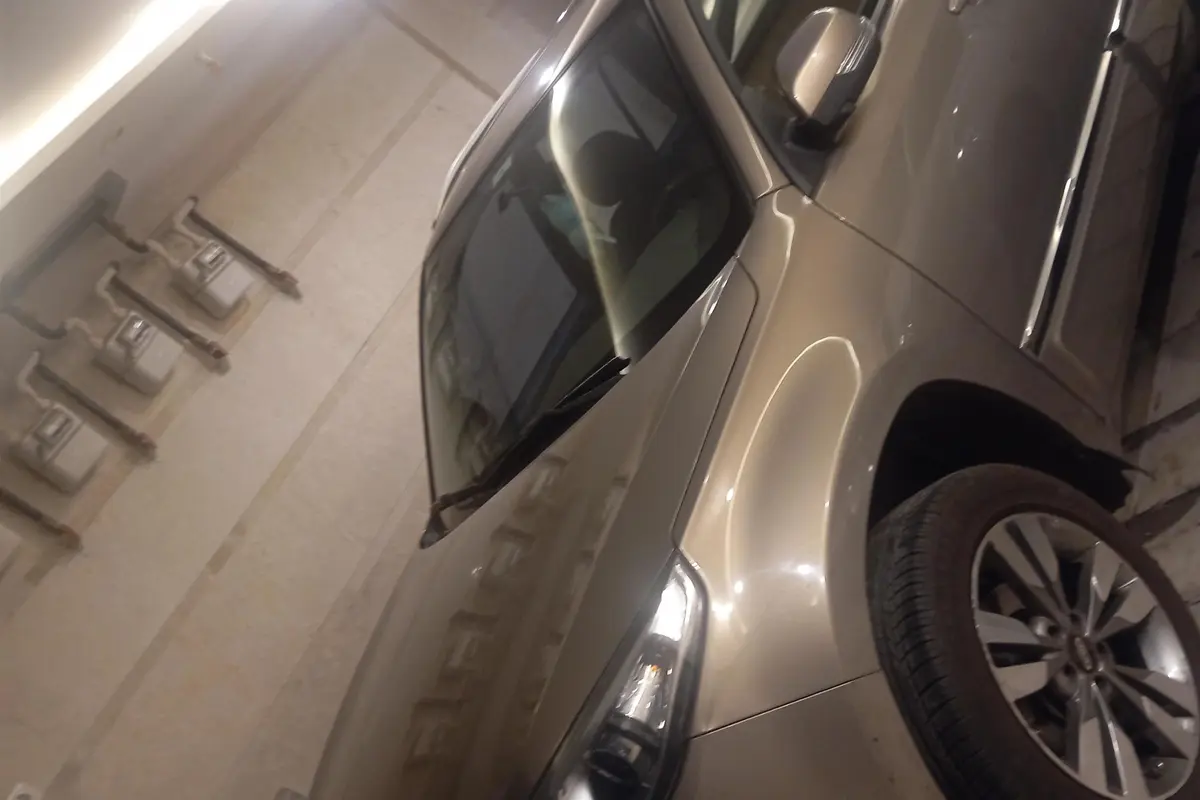 ام وی ام،  X33