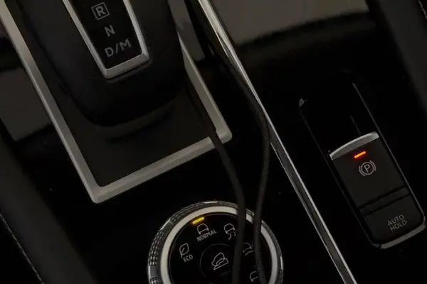 میتسوبیشی، اوتلندر