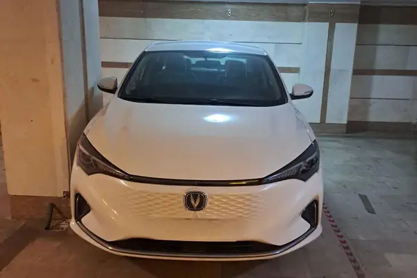 چانگان، ایدو EV460