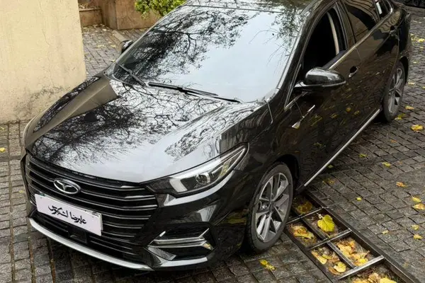 فونیکس، آریزو 6 پرو