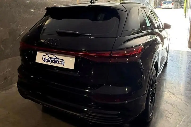 آئودی،  Q5 e-tron