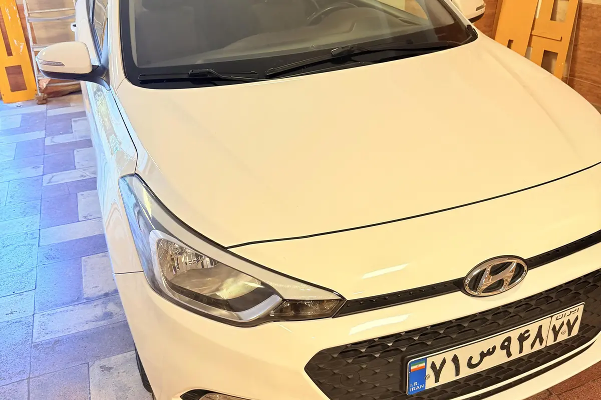 هیوندای،  i20