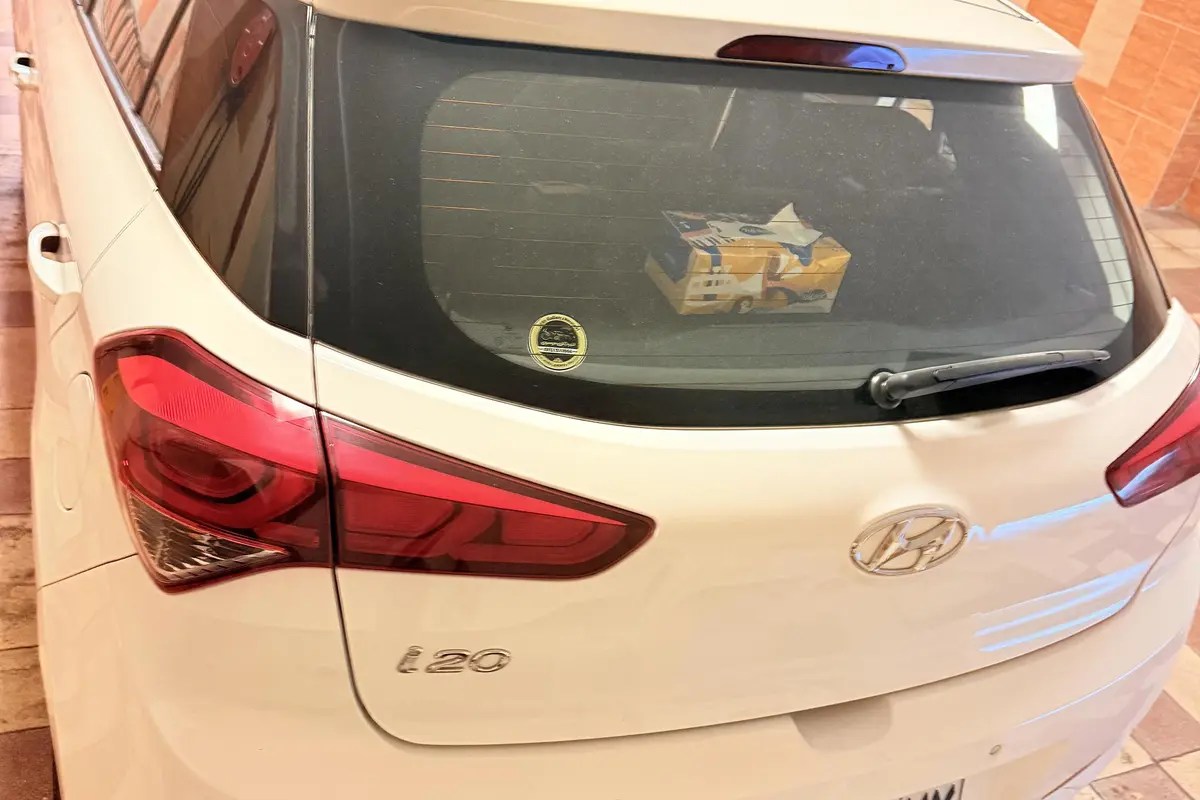 هیوندای،  i20