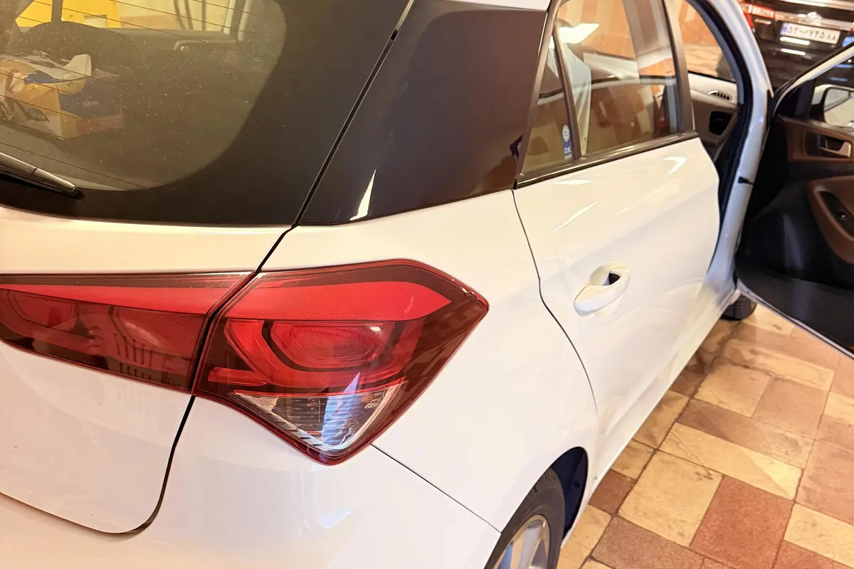 هیوندای،  i20