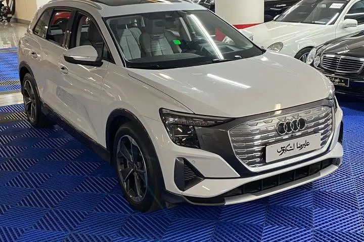 آئودی،  Q5 e-tron