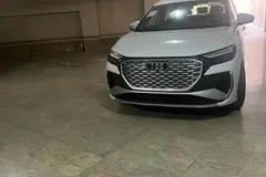 آئودی، Q4 e-tron