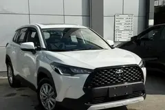 تویوتا، کرولا کراس هیبرید