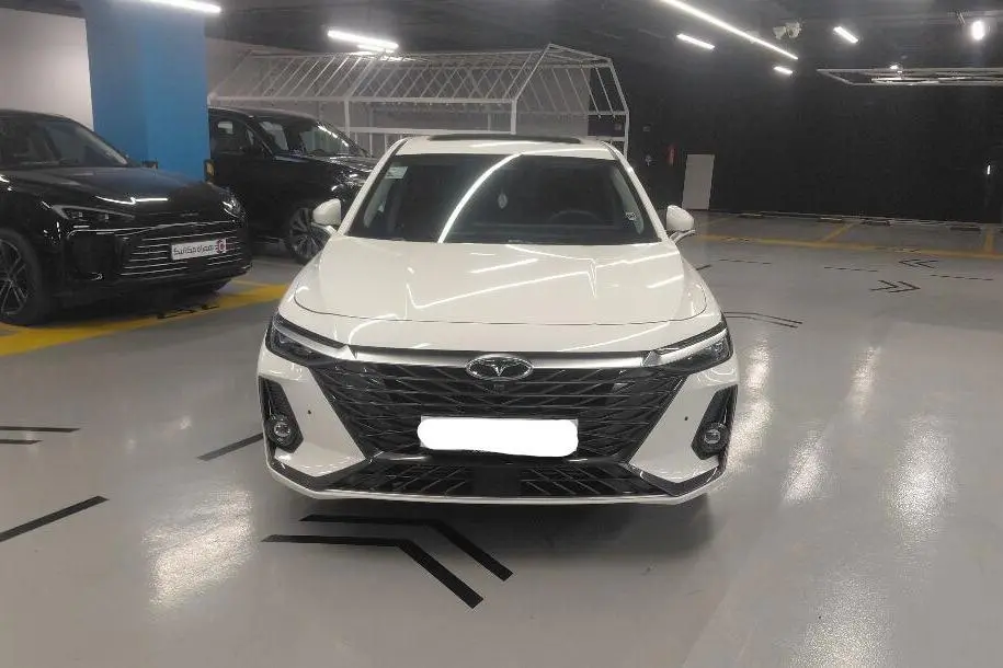 فونیکس  آریزو 8 هیبرید (Z8 PHEV)