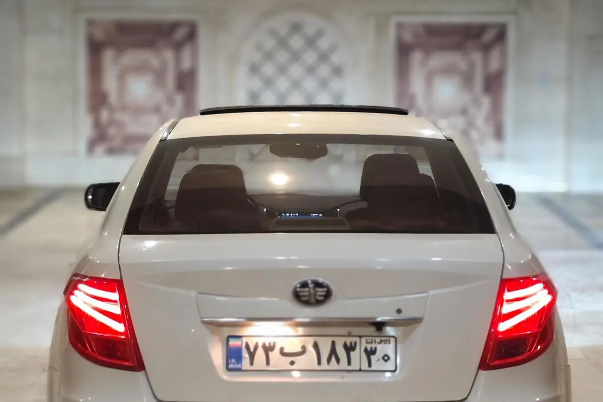 بسترن،  B50F