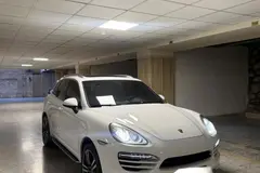 پورشه، کاین