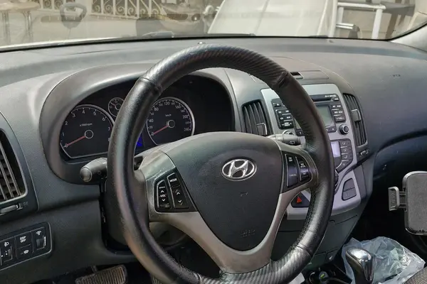 هیوندای  i30