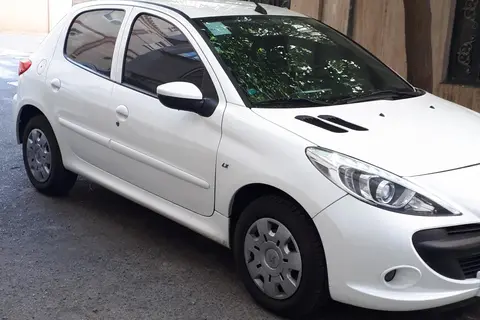 پژو، 207