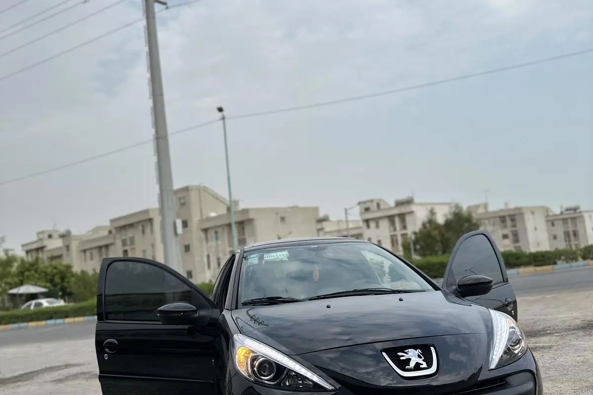 پژو،  207
