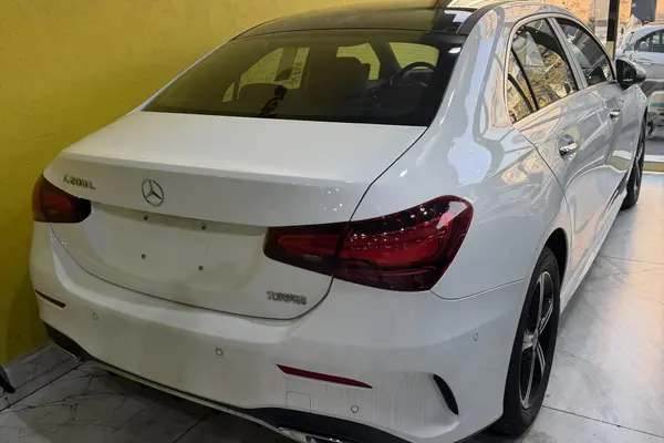 بنز، کلاس A سدان