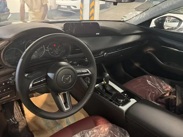 مزدا، 3 وارداتی