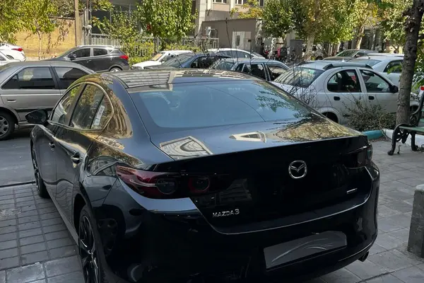 مزدا، 3 وارداتی