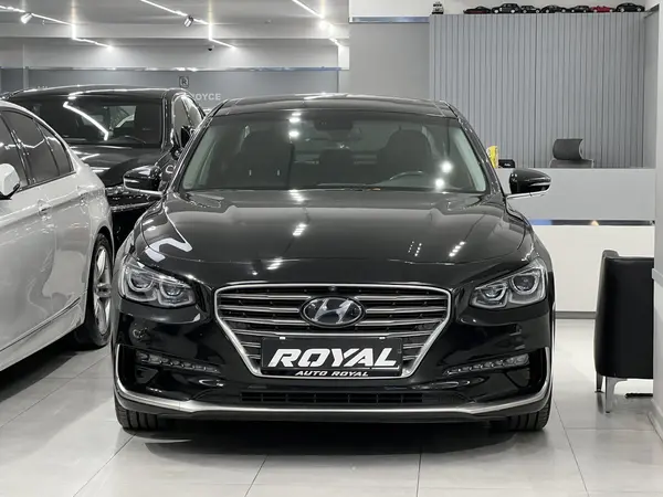 هیوندای، آزرا (گرنجور)