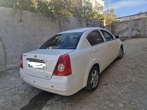 ام وی ام، 530