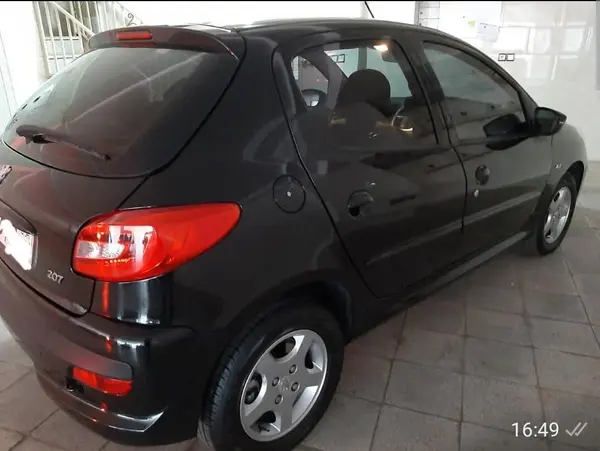 پژو، 207