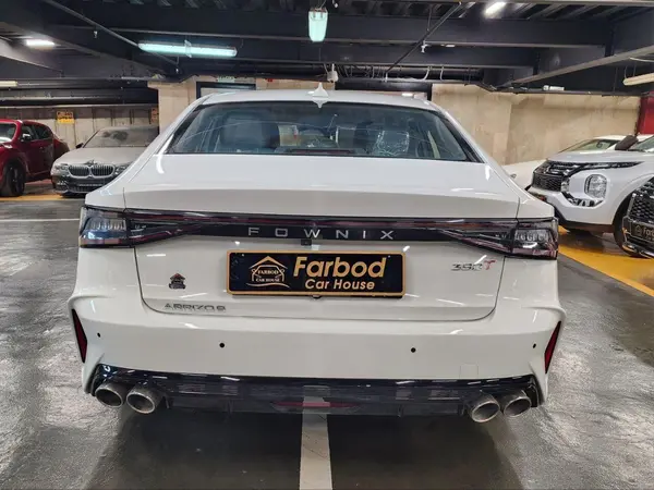 فونیکس، آریزو 8 (Z8)