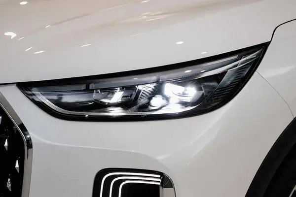 فونیکس  F9